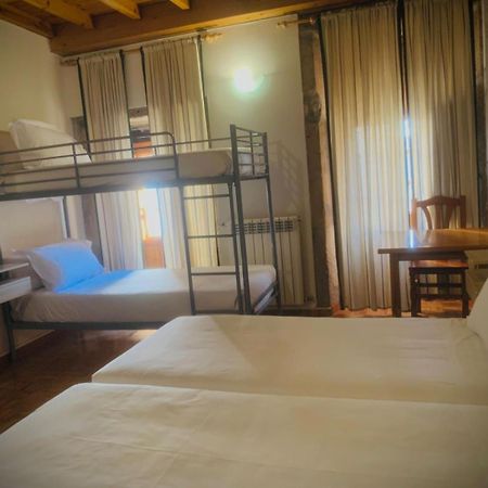 סנטיאגו דה קומפוסטלה Hostal As Margaritas מראה חיצוני תמונה